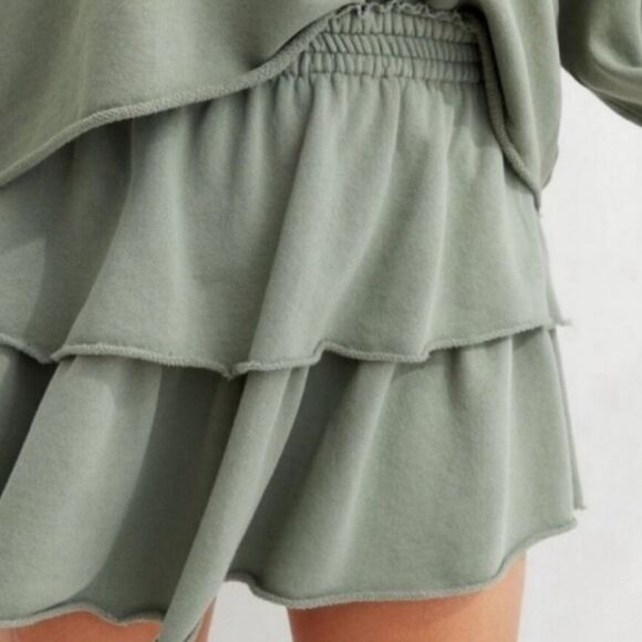 Aerie sage tiered Distressed mini skirt XL - Picture 3 of 7